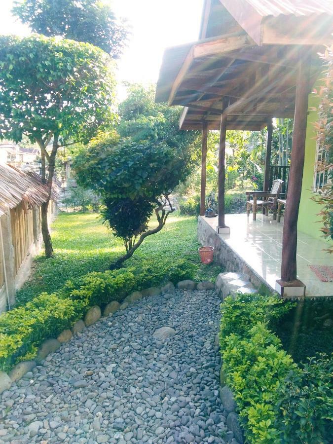 Sahnan Guest House Bukit Lawang Ngoại thất bức ảnh